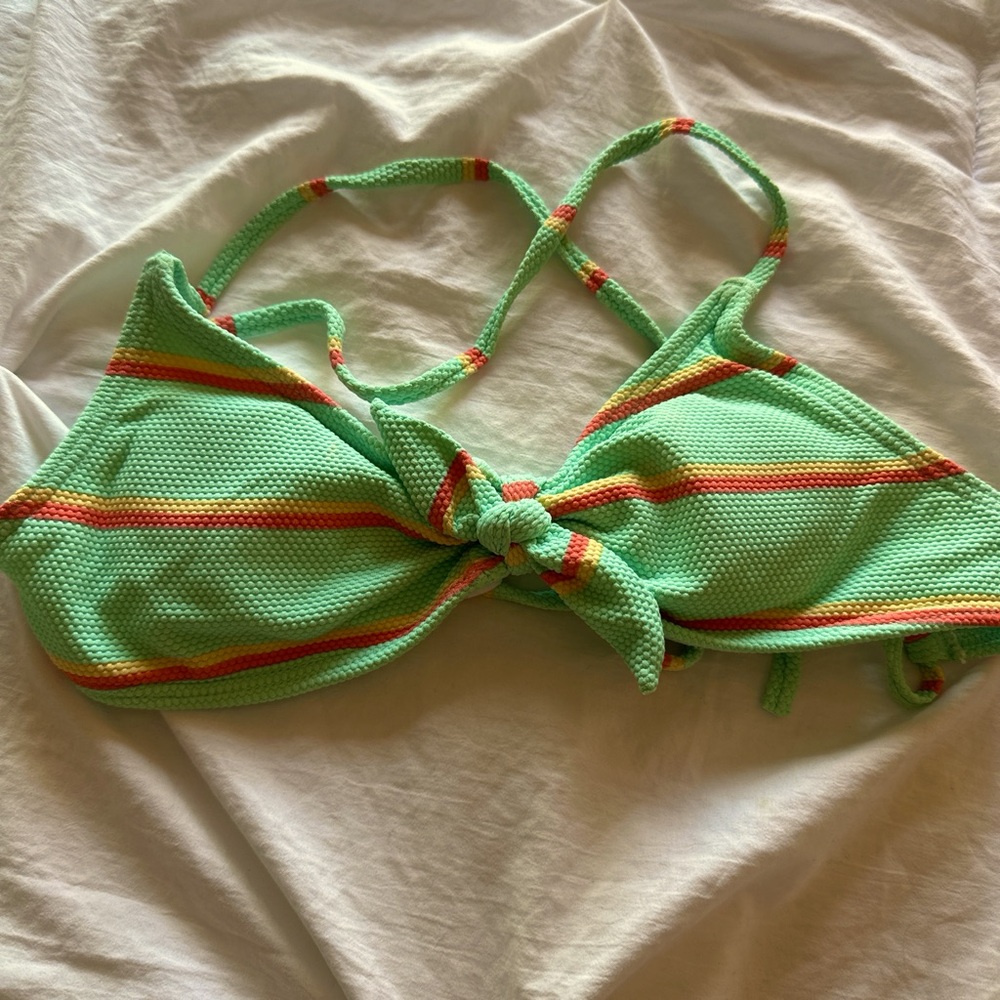 Billabong bikini top